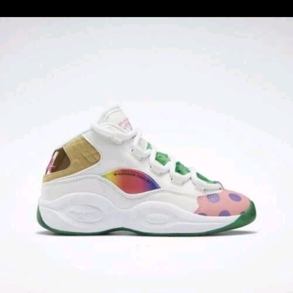 Hasbro X Reebok Women's size 9 Men's size 7.5 Mid Basketball Sneakers! - Picture 2 of 16